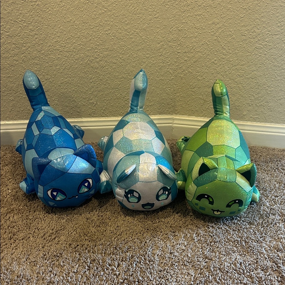 Aphmau Cats Set of Three Sparkly Cat Plush Toys